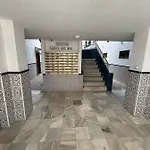 Reel Apartments- Luxury With Swimming Pool. Торевьиа