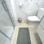 Reel Apartments- Luxury With Swimming Pool. * Торевьиа