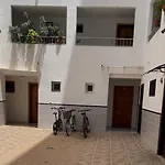 Апартаменты Reel Apartments- Luxury With Swimming Pool.