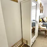 Апартаменты Reel Apartments- Luxury With Swimming Pool.