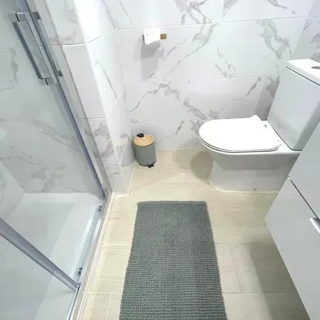 Reel Apartments- Luxury With Swimming Pool. * Торевьиа