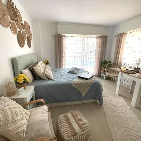 Reel Apartments- Luxury With Swimming Pool.