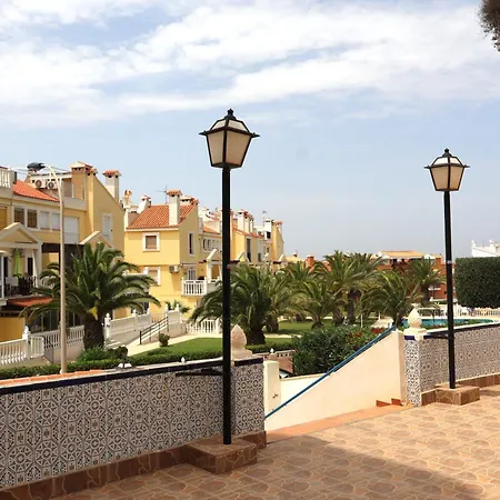 Reel Apartments- Luxury With Swimming Pool.