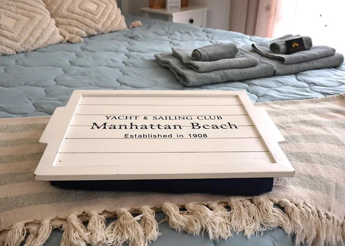 Reel Apartments- Luxury With Swimming Pool.